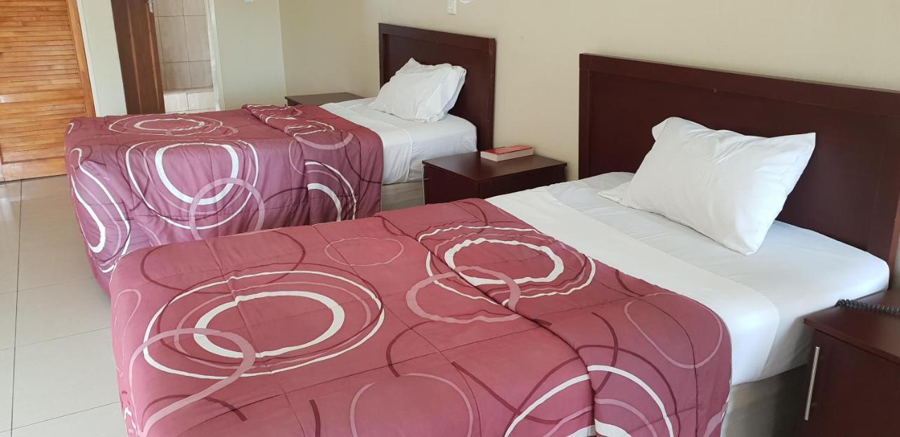 Mwiluzi Motel Ltd Lusaka Extérieur photo